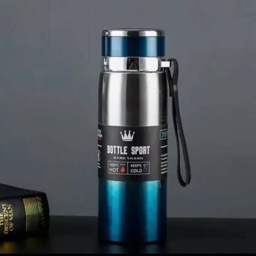 Blue 800ml stainless steel vacuum insulated thermal water bottle with leakproof lid and carrying strap for hot and cold drinks.